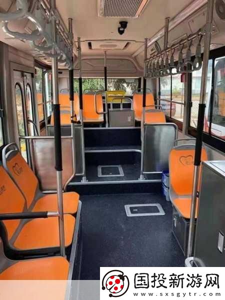 公交車內有多高C：1.-公交車內高度揭秘：空間利用的藝術