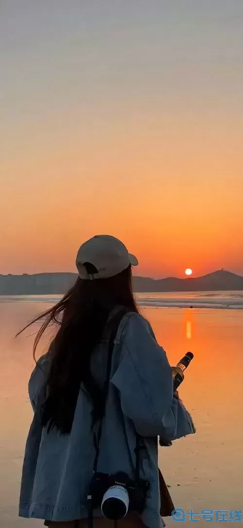 嫩葉草滿(mǎn)18點(diǎn)此進(jìn)：勇敢邁向成年之路