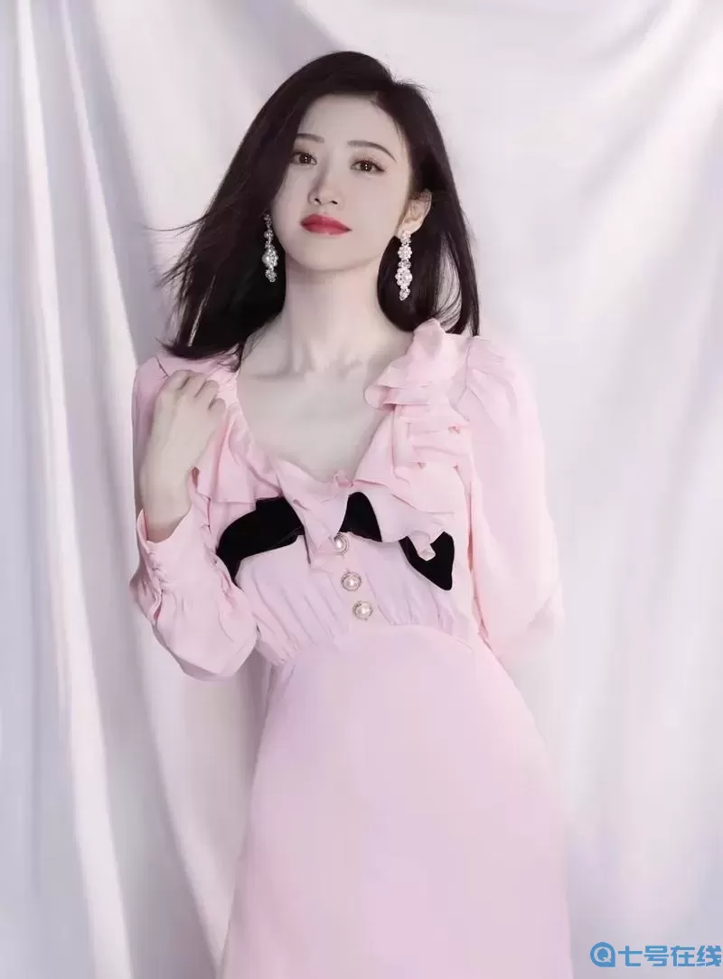 按在懷里用巴掌打到哭：愛(ài)的極致扭曲