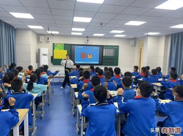 c了英語老師一節(jié)課-展現(xiàn)出積極向上的學(xué)習(xí)態(tài)度-讓課堂充滿活力與激情！